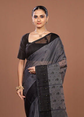 Black Jamdani Cotton Saree Without Blouse Piece