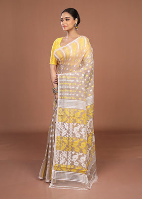 Cream Jamdani Cotton Saree Without Blouse Piece