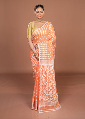 Peach Jamdani Cotton Saree Without Blouse Piece