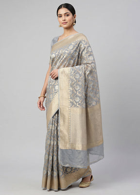 Grey Kora Silk Saree With Blouse Piece