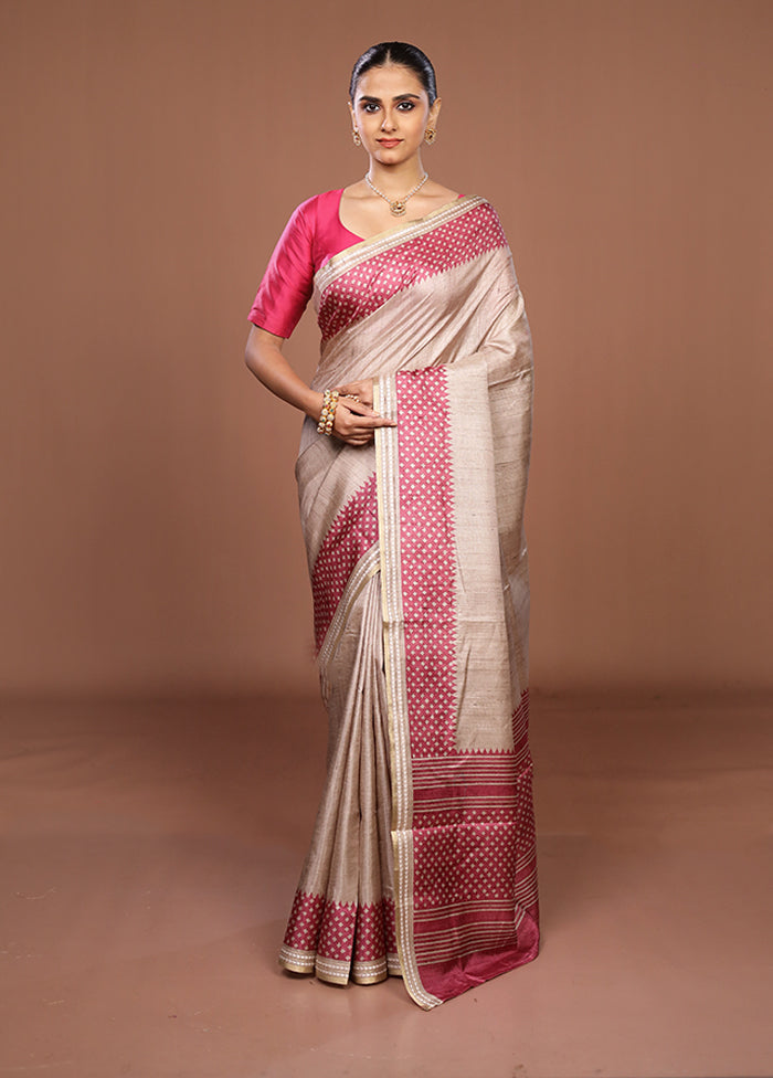 Cream Tussar Silk Saree With Blouse Piece