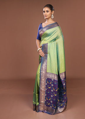 Green Dupion Silk Saree With Blouse Piece