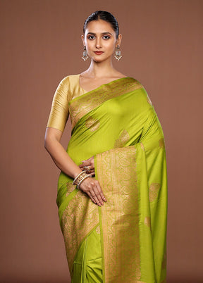 Green Dupion Silk Saree With Blouse Piece