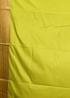 Green Dupion Silk Saree With Blouse Piece