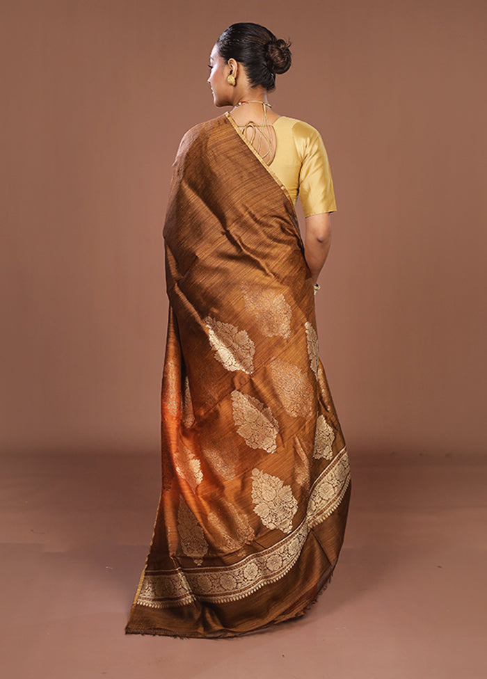 Cream Handloom Tussar Pure Silk Saree With Blouse Piece