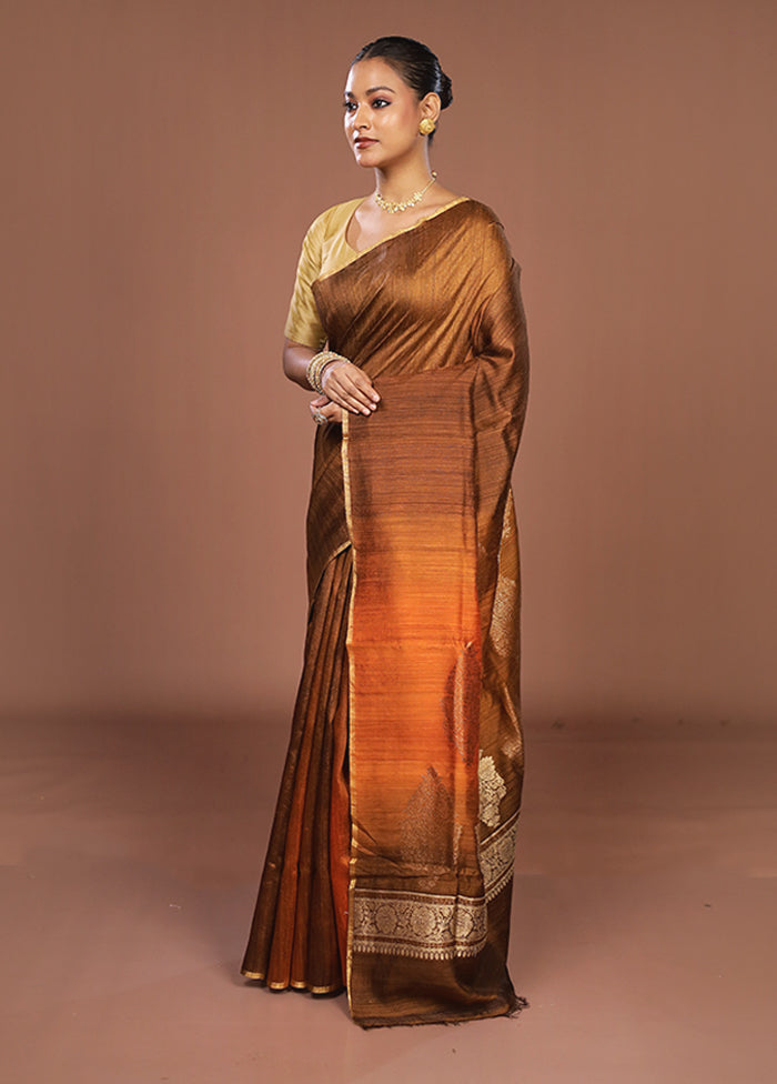 Cream Handloom Tussar Pure Silk Saree With Blouse Piece