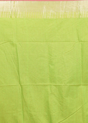 Green Cotton Saree With Blouse Piece