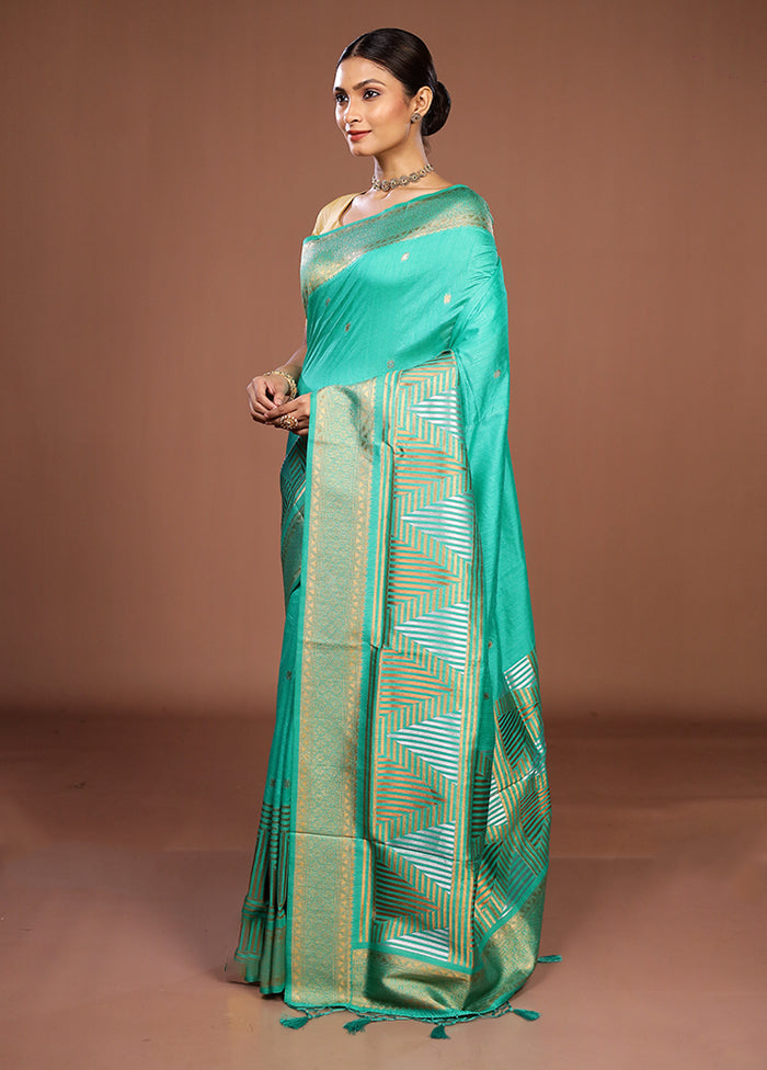 Green Dupion Silk Saree With Blouse Piece