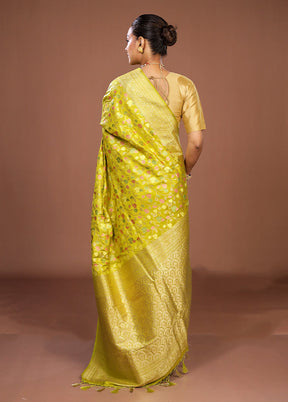 Green Dupion Silk Saree With Blouse Piece