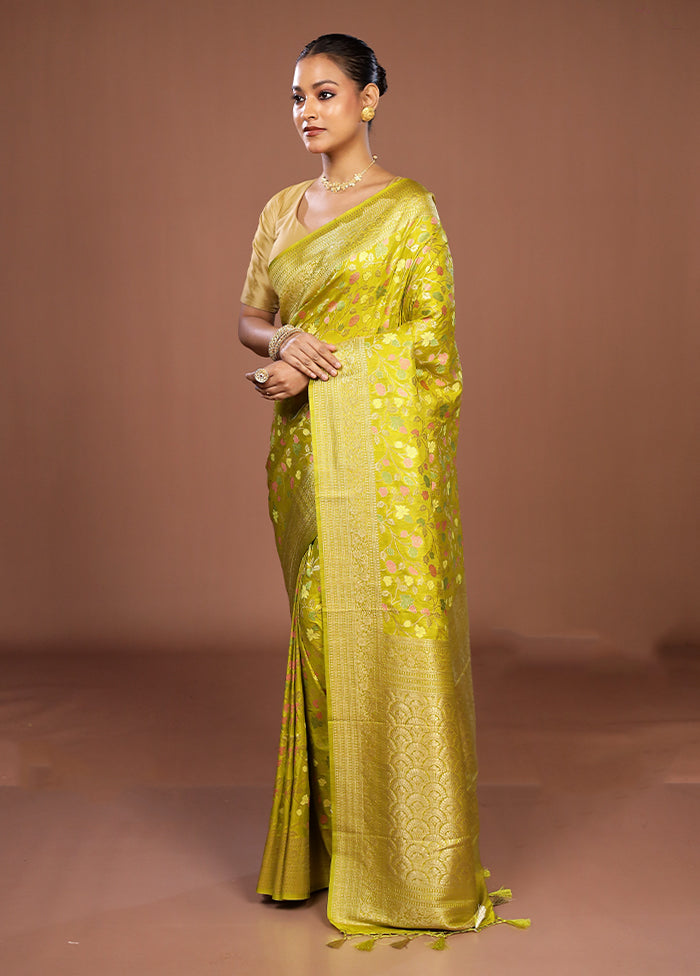 Green Dupion Silk Saree With Blouse Piece