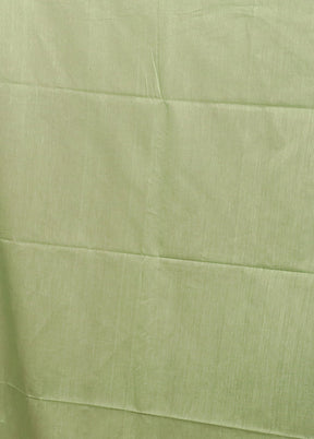 Green Matka Silk Saree With Blouse Piece