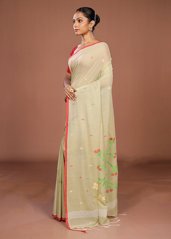Cream Matka Silk Saree With Blouse Piece