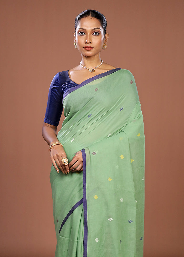 Green Matka Silk Saree With Blouse Piece