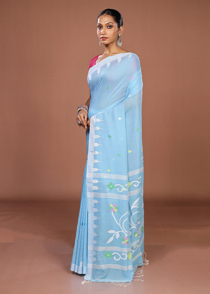Blue Matka Silk Saree With Blouse Piece