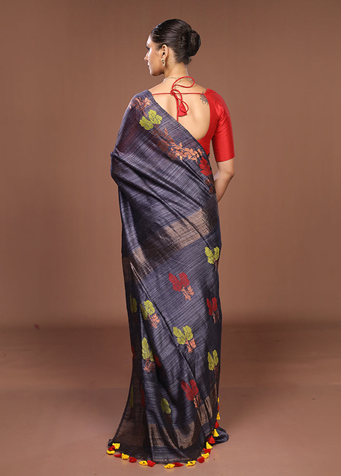 Grey Handloom Matka Pure Silk Saree With Blouse Piece
