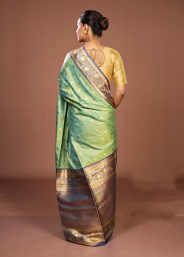 Green Dupion Silk Saree With Blouse Piece
