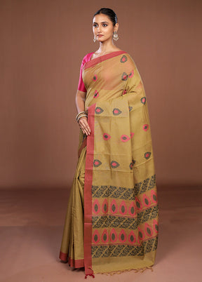 Green Cotton Saree With Blouse Piece