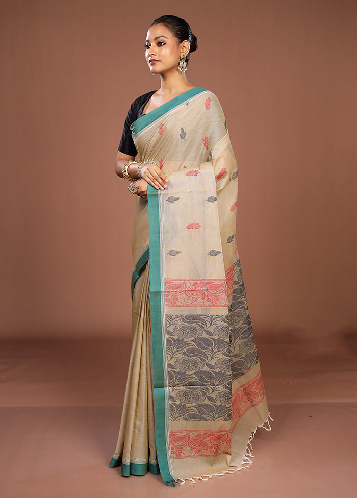 Cream Cotton Saree With Blouse Piece