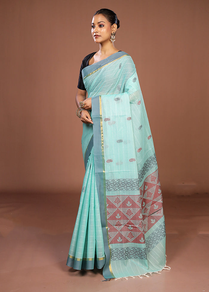 Blue Cotton Saree With Blouse Piece