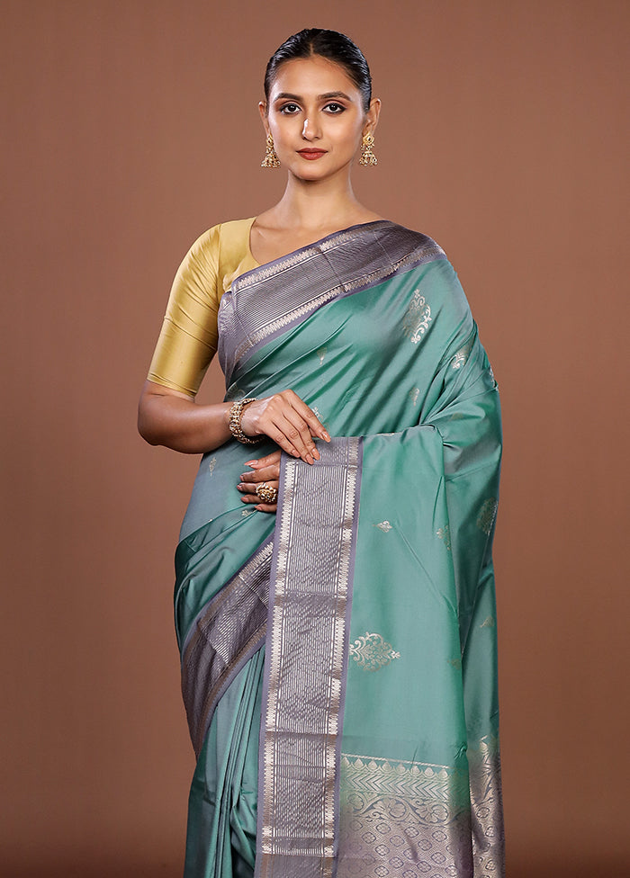 Blue Kanjivaram Silk Saree With Blouse Piece