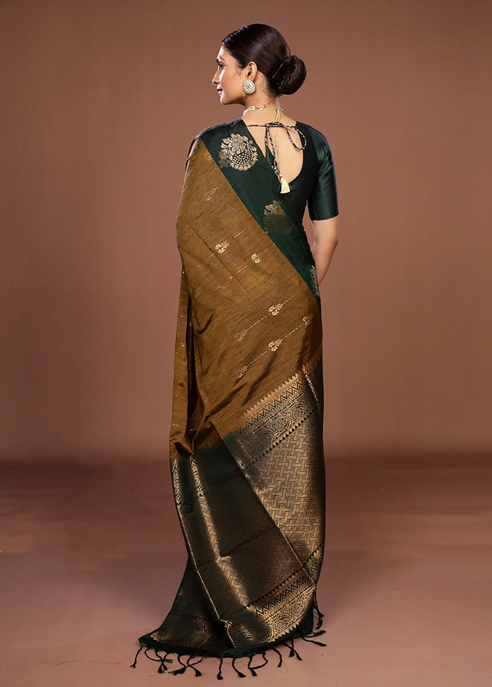 Green Kanjivaram Silk Saree With Blouse Piece