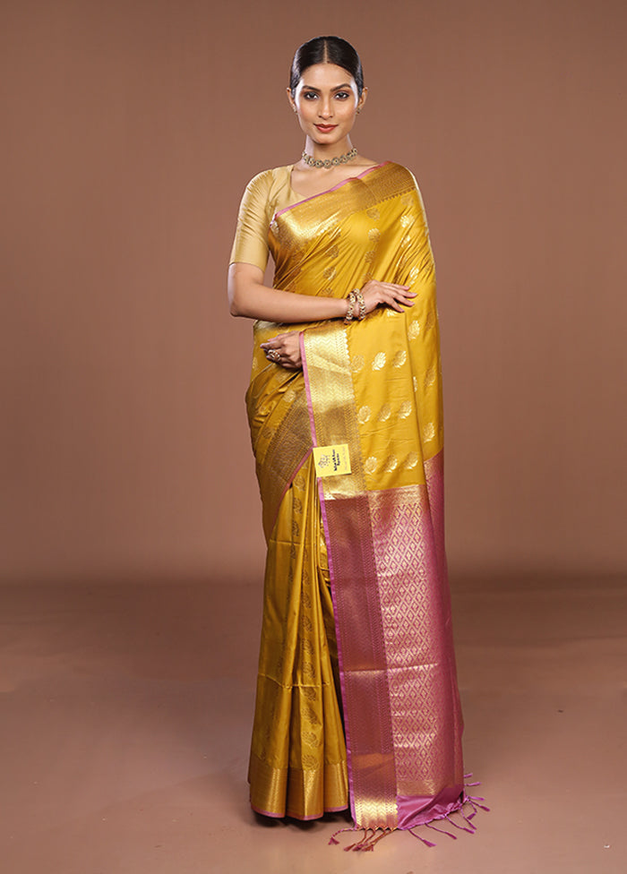 Green Kanjivaram Silk Saree With Blouse Piece