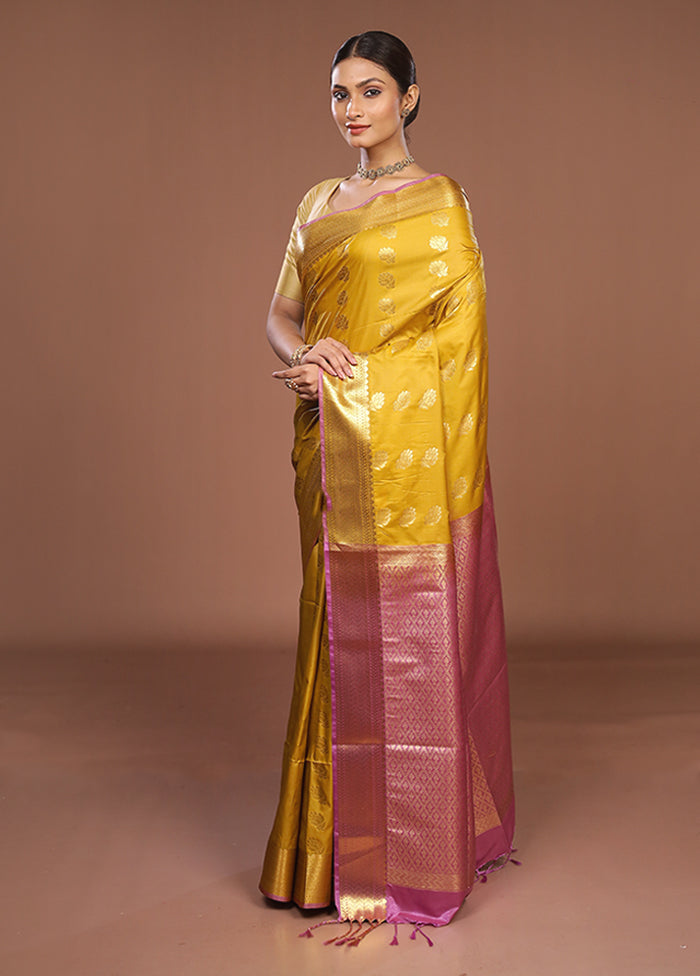 Green Kanjivaram Silk Saree With Blouse Piece