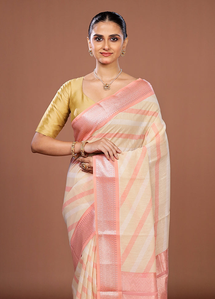 Cream Pure Cotton Saree With Blouse Piece