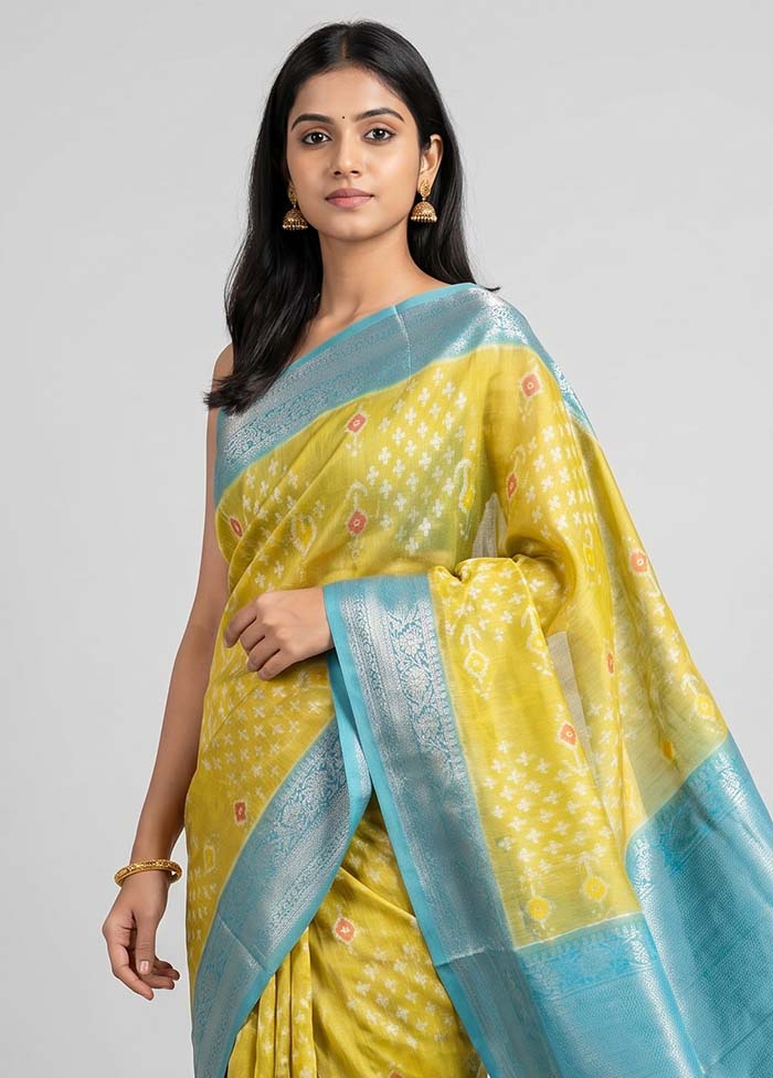 Grey Pure Cotton Saree With Blouse Piece