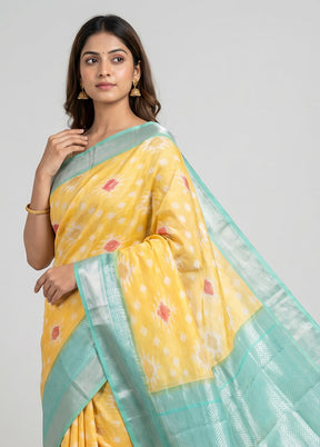 Yellow Pure Cotton Saree With Blouse Piece