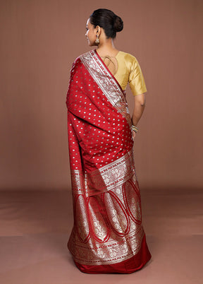 Red Banarasi Silk Saree With Blouse Piece