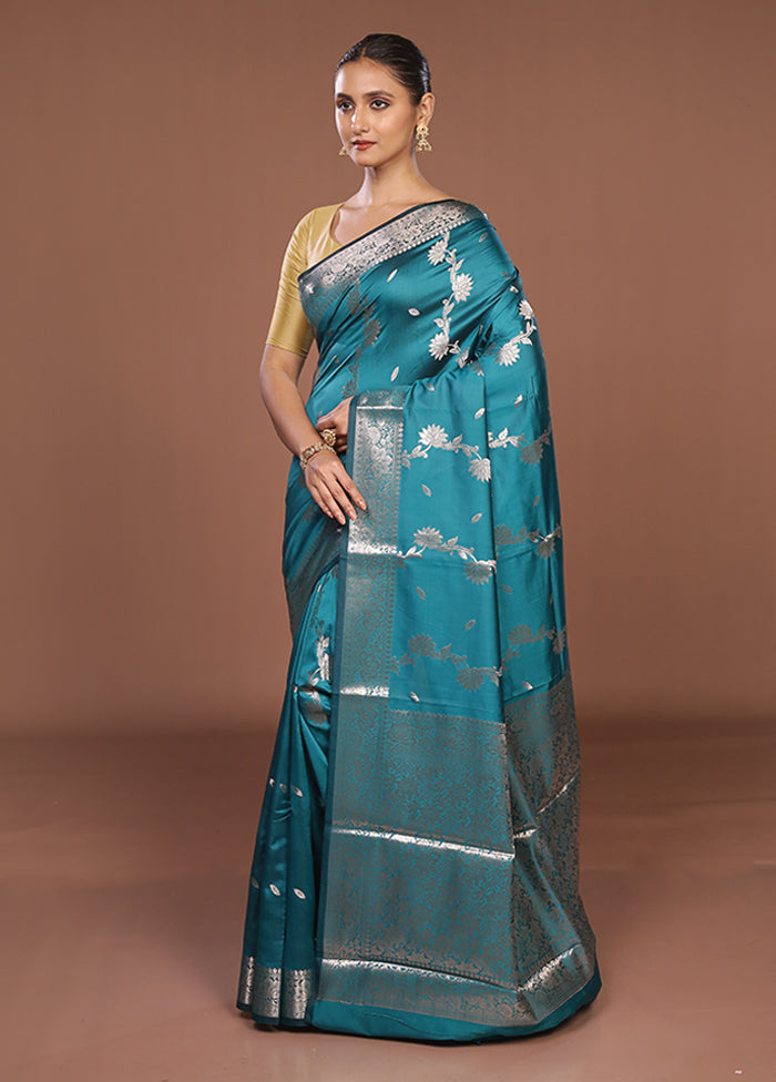 Green Dupion Silk Saree With Blouse Piece
