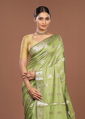 Green Dupion Silk Saree With Blouse Piece