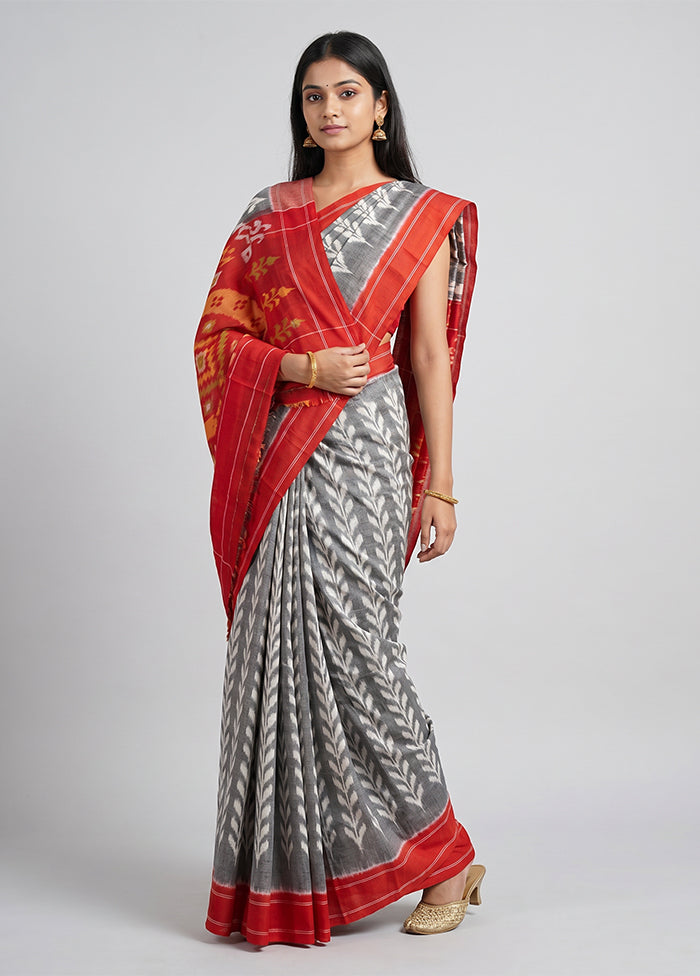 Grey Ikkat Silk Saree With Blouse Piece