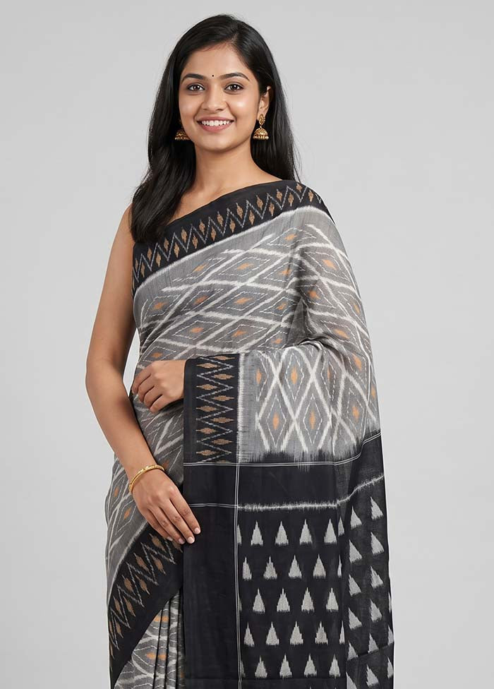 Grey Ikkat Silk Saree With Blouse Piece