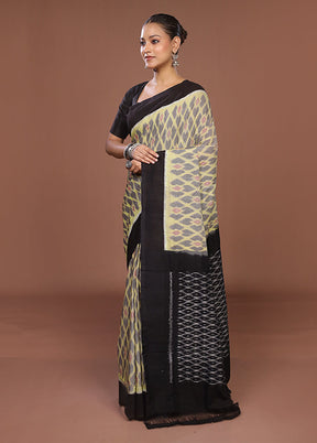 Grey Ikkat Cotton Saree With Blouse Piece