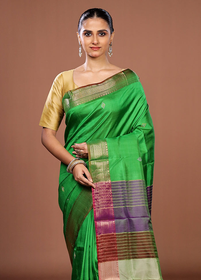 Green Handloom Kanjivaram Pure Silk Saree With Blouse Piece