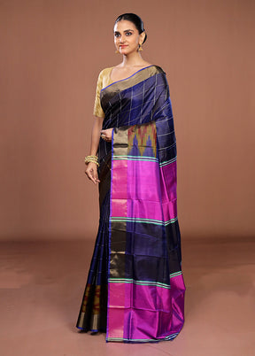Blue Handloom Kanjivaram Pure Silk Saree With Blouse Piece