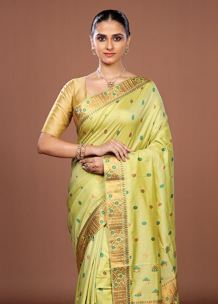 Green Assam Silk Saree With Blouse Piece