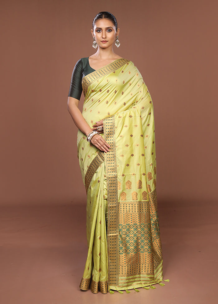 Green Assam Silk Saree With Blouse Piece