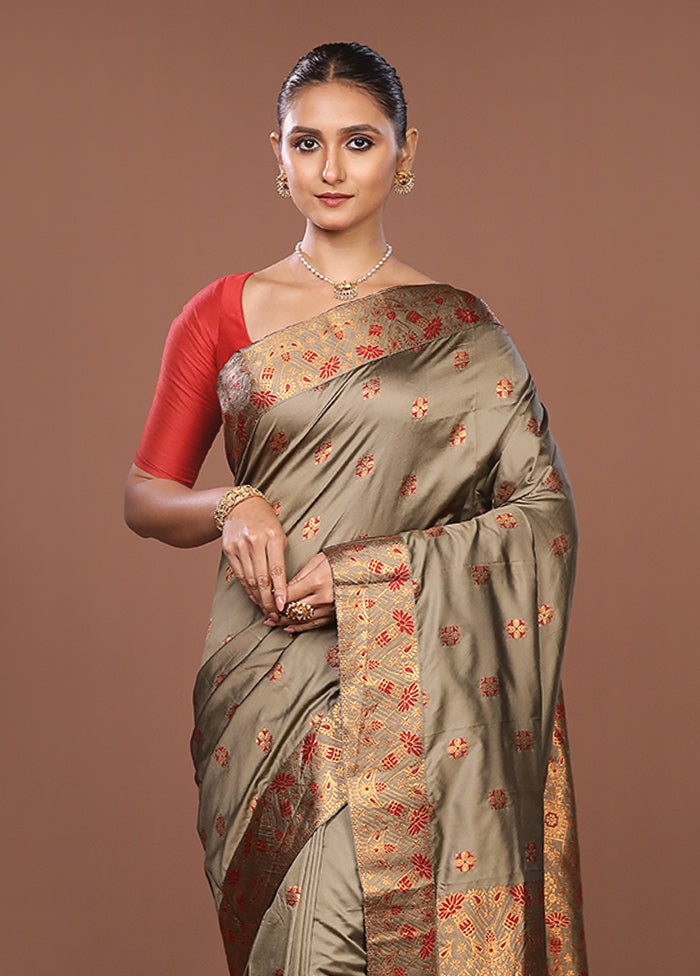 Grey Assam Silk Saree With Blouse Piece