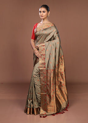 Grey Assam Silk Saree With Blouse Piece