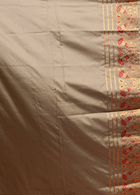Grey Assam Silk Saree With Blouse Piece