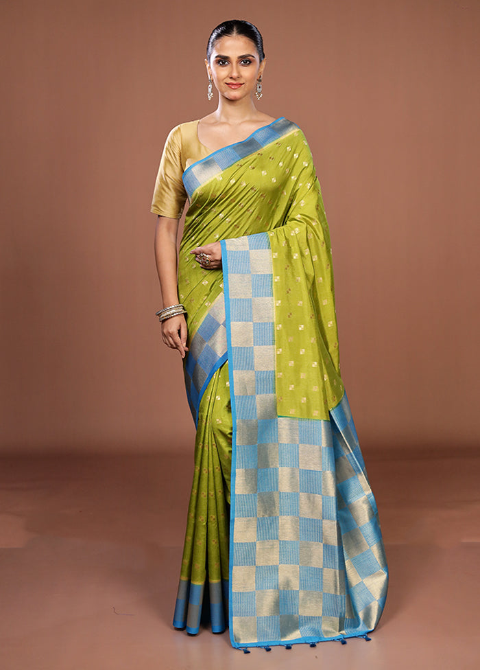 Green Dupion Silk Saree With Blouse Piece