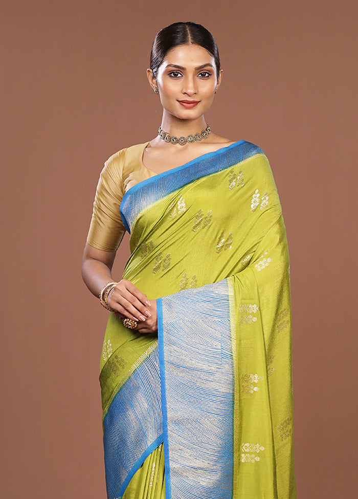Green Dupion Silk Saree With Blouse Piece