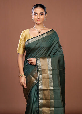 Green Dupion Silk Saree With Blouse Piece