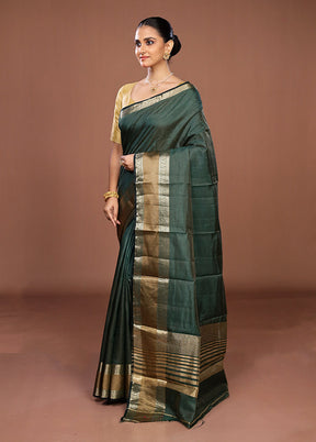 Green Dupion Silk Saree With Blouse Piece
