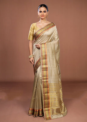 Cream Dupion Silk Saree With Blouse Piece