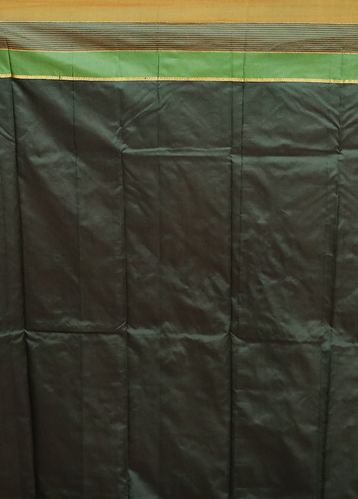 Green Kanjivaram Silk Saree With Blouse Piece