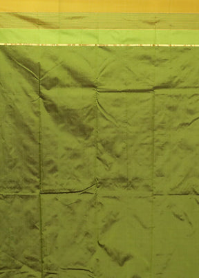Green Kanjivaram Silk Saree With Blouse Piece